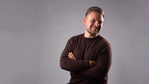 Bildungspolitik in Brandenburg - Lehrer fordert Reformen Foto zum Thema "Bildungspolitik in Brandenburg": Zu sehen ist eine Porträtaufnahme von Alexander Lipp, der ein Umdenken in der Bildungspolitik fordert.